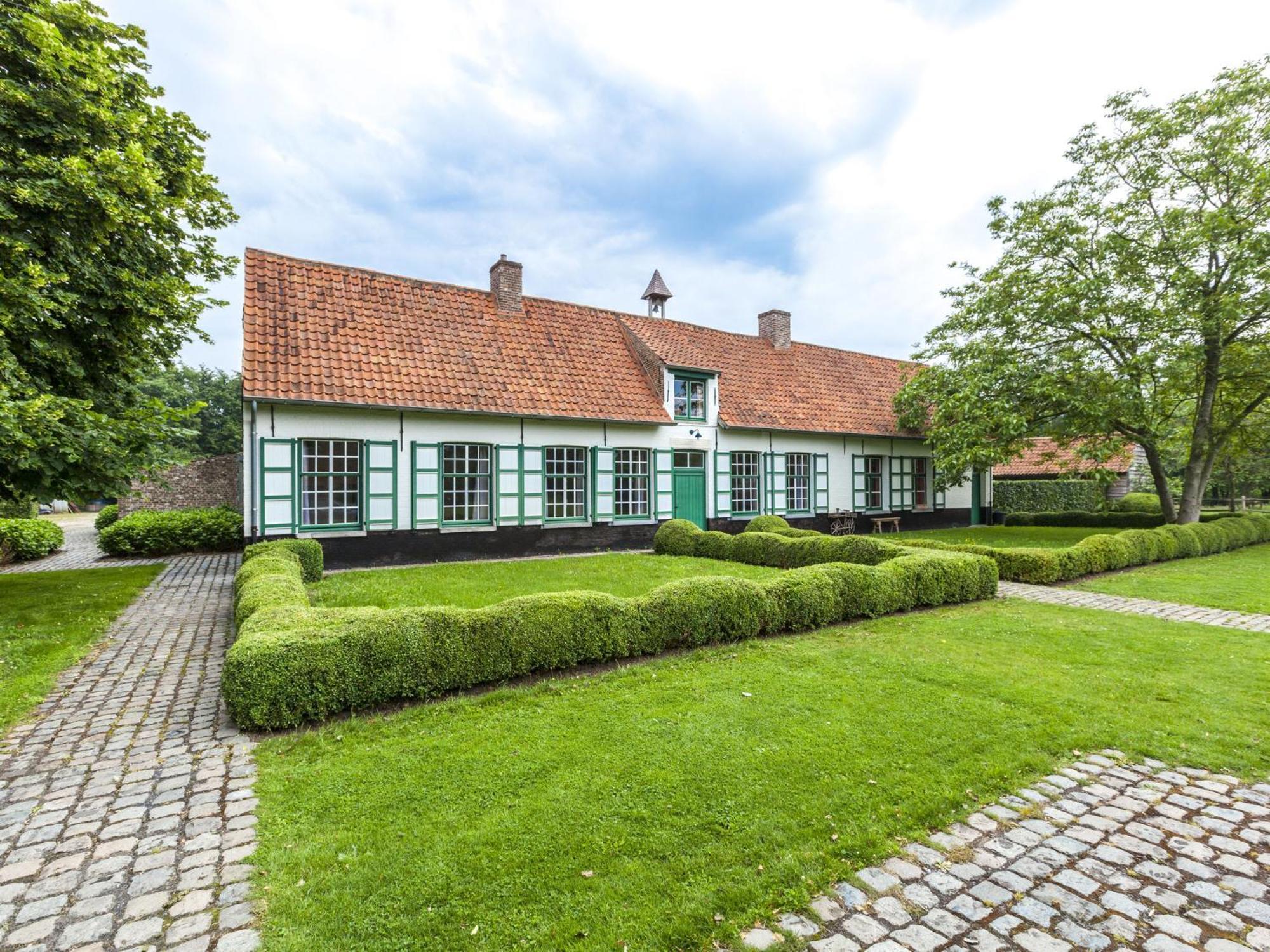 Beautiful Farmhouse In Beernem With Big Garden Eksteriør bilde